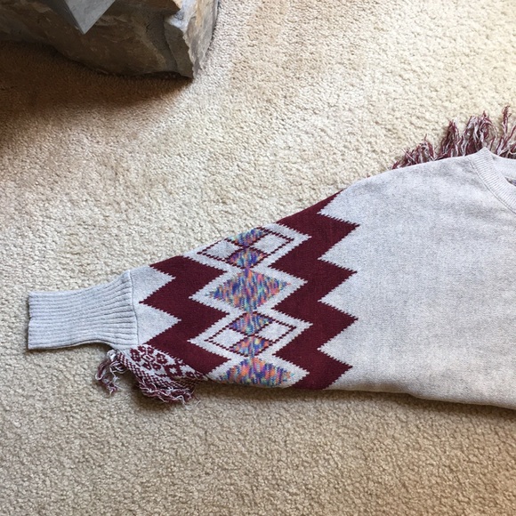 NWT! Kori Sleeved Poncho - Picture 6 of 7